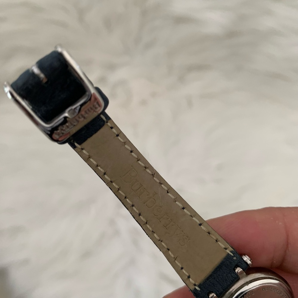 Burberry Watch - Picture 9 of 9